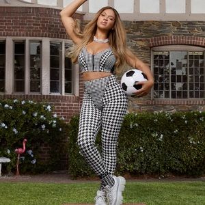 Ivy Park x Adidas black & white legging set